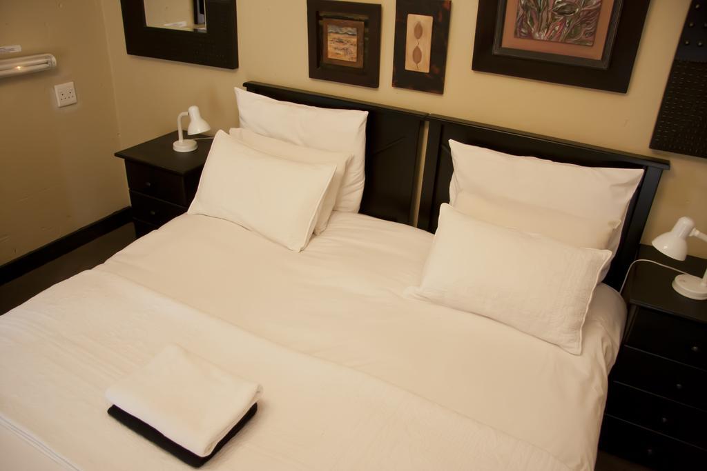 Izimbali Lodge And Restaurant Ermelo Ngoại thất bức ảnh