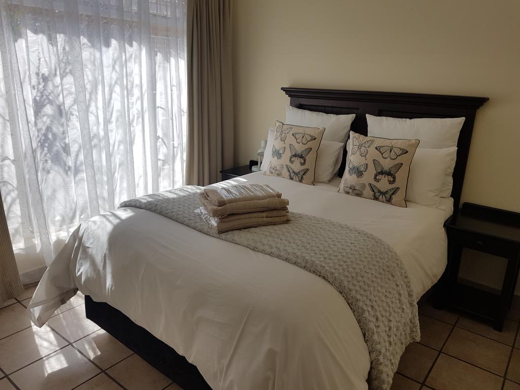 Izimbali Lodge And Restaurant Ermelo Ngoại thất bức ảnh