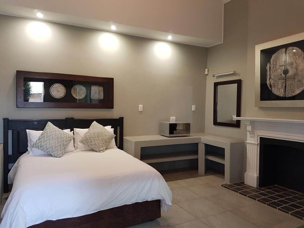 Izimbali Lodge And Restaurant Ermelo Ngoại thất bức ảnh