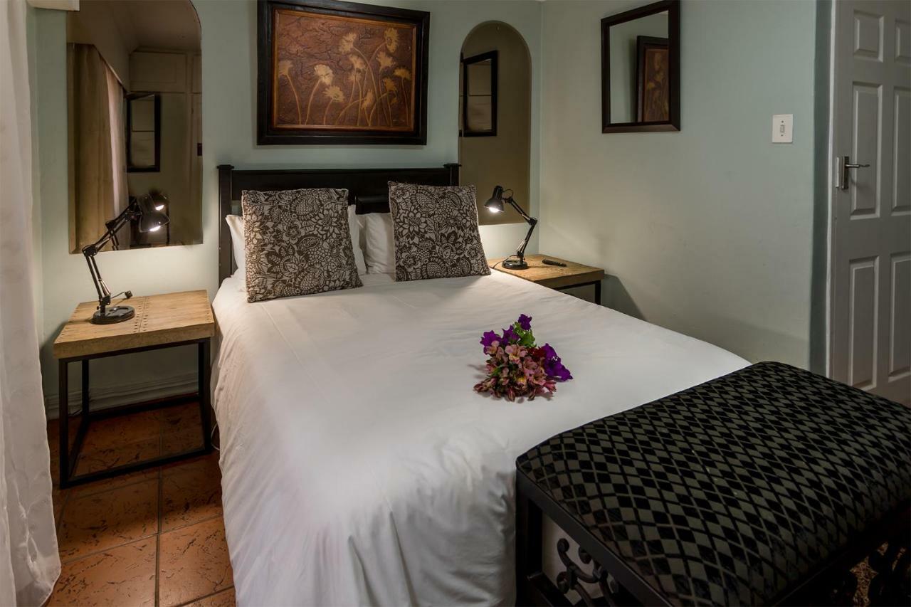 Izimbali Lodge And Restaurant Ermelo Ngoại thất bức ảnh
