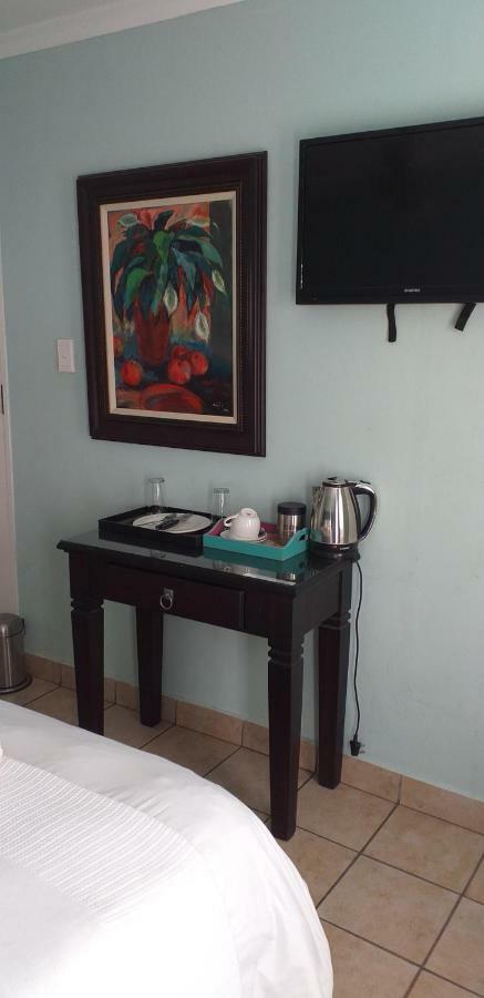 Izimbali Lodge And Restaurant Ermelo Ngoại thất bức ảnh